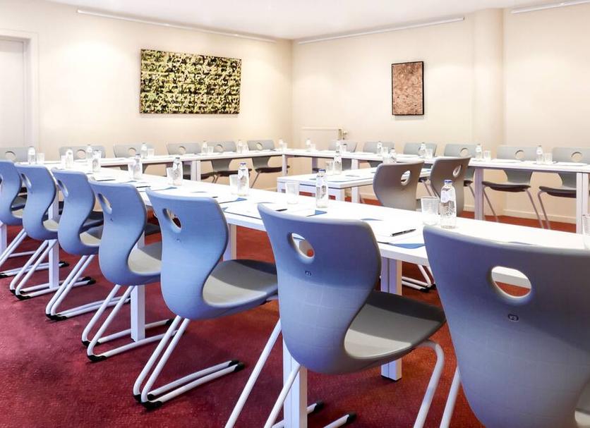 Conference room Ảnh