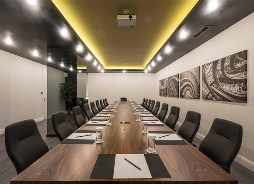 Conference room Ảnh