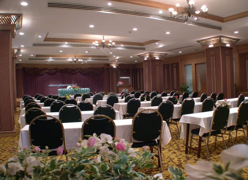 Khác Ảnh