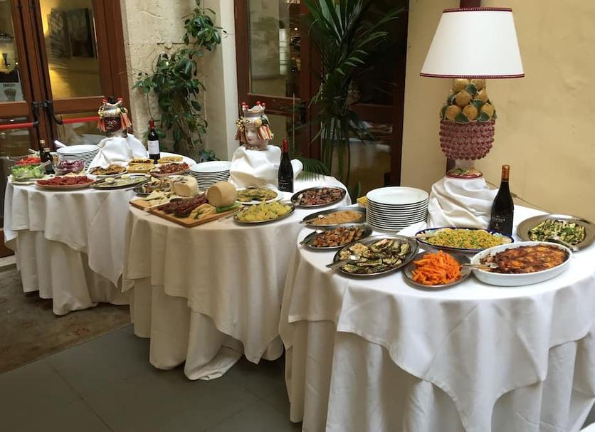 Buffet Ảnh