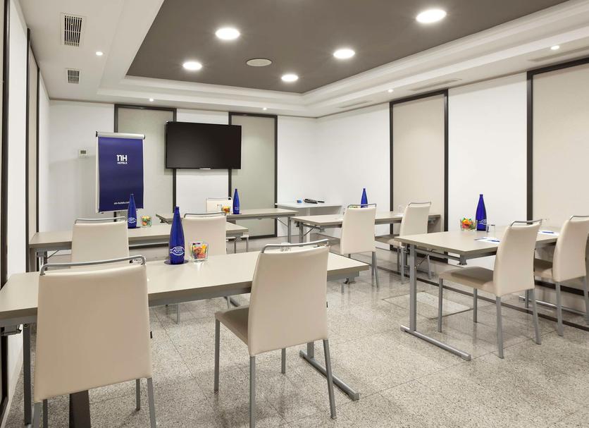 Conference room Ảnh