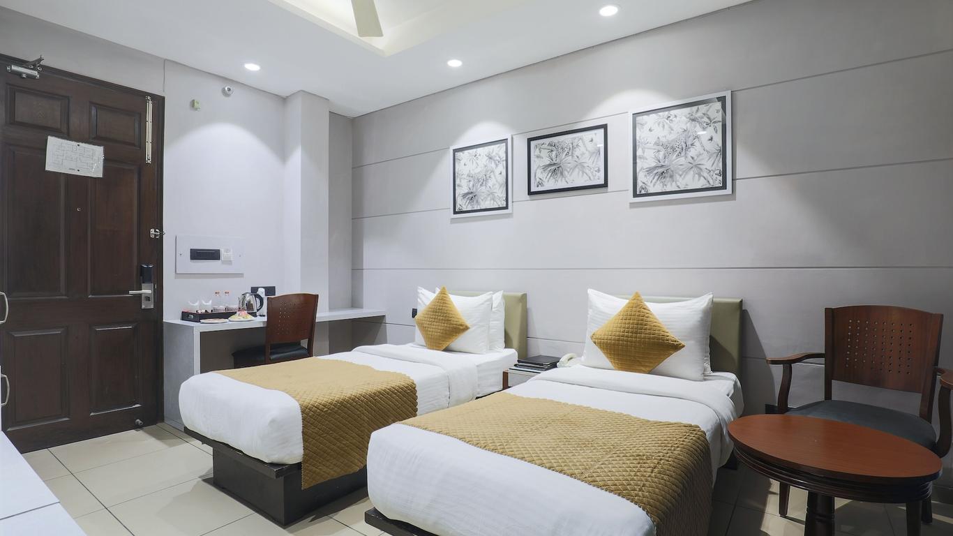 Cosy Grand, Chanakyapuri by The Cosy Hotels