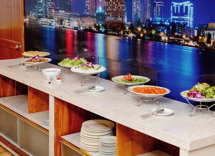 Buffet Ảnh
