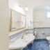 Phòng tắm