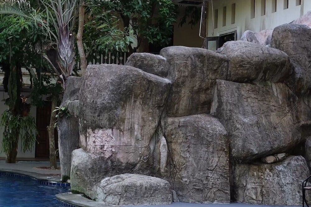 Cảnh ngoài trời