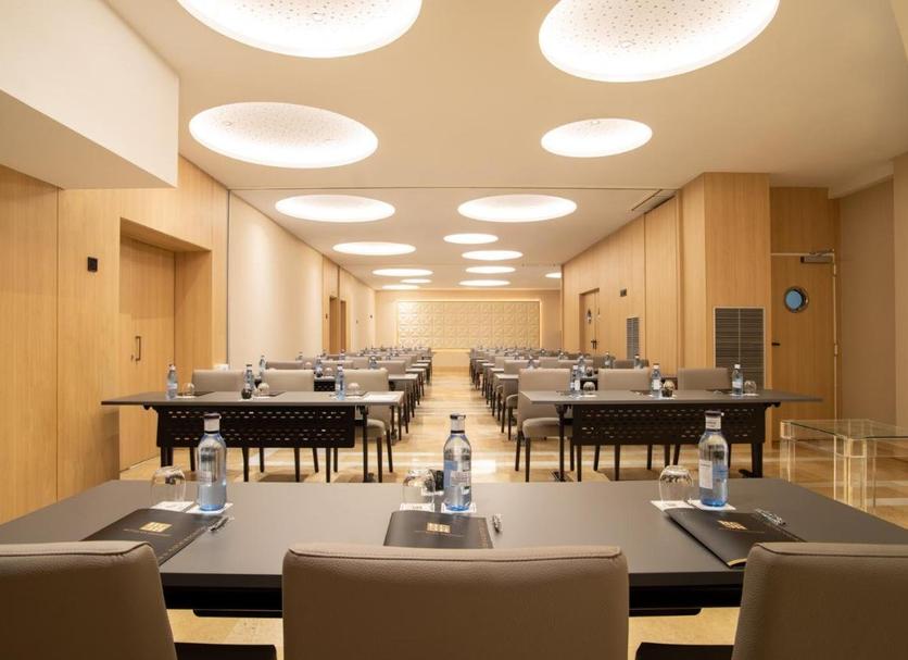 Conference room Ảnh