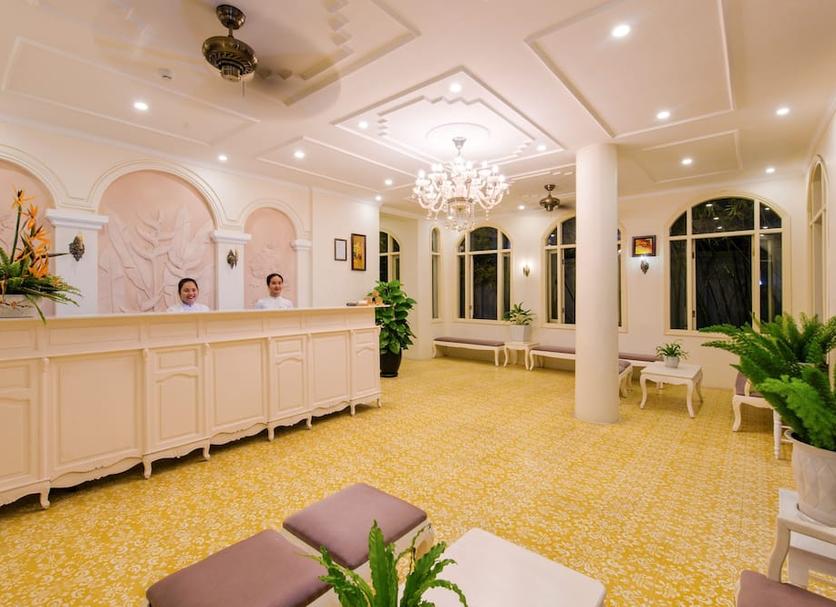 Lễ tân Ảnh