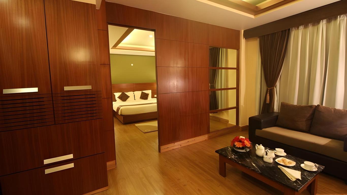 Hotel Suhim Portico