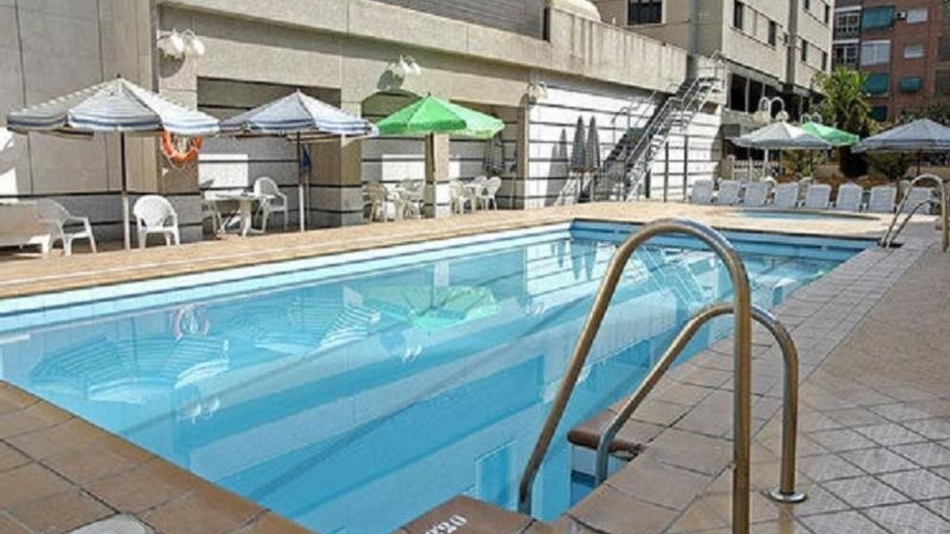 Hotel Luna Arabial