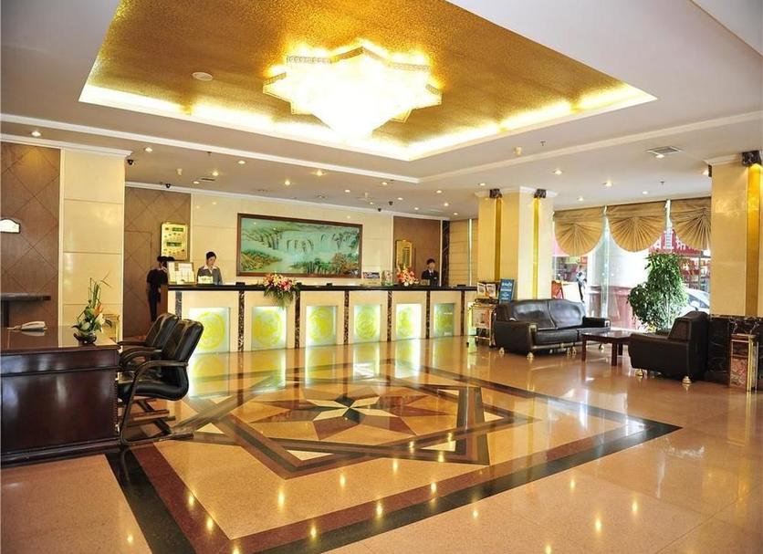 Lễ tân Ảnh