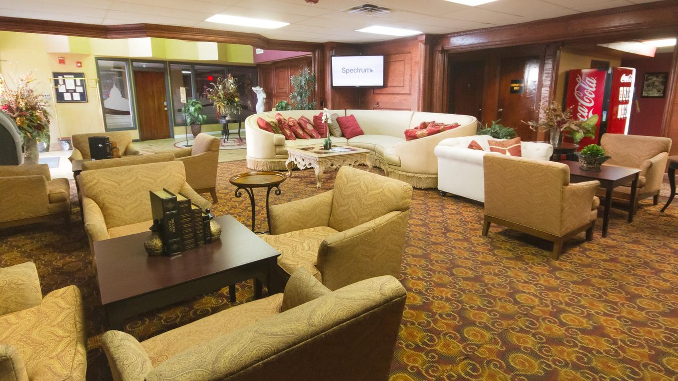 The Grand Peers Hotel