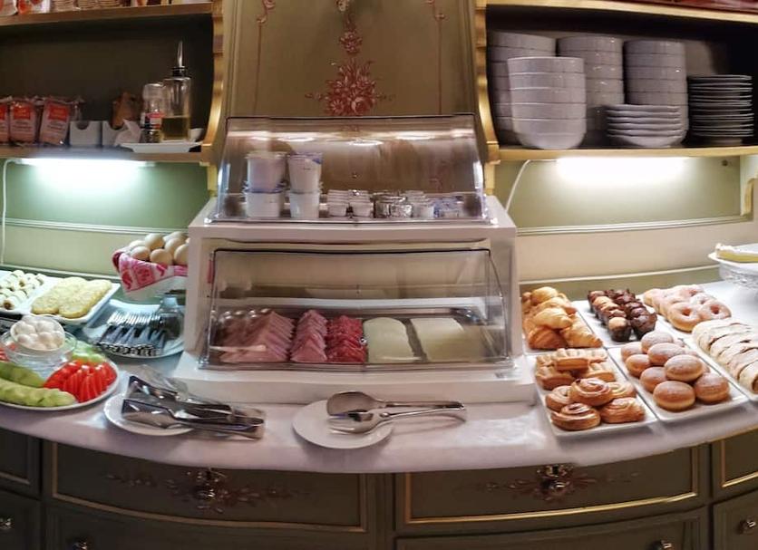 Buffet Ảnh