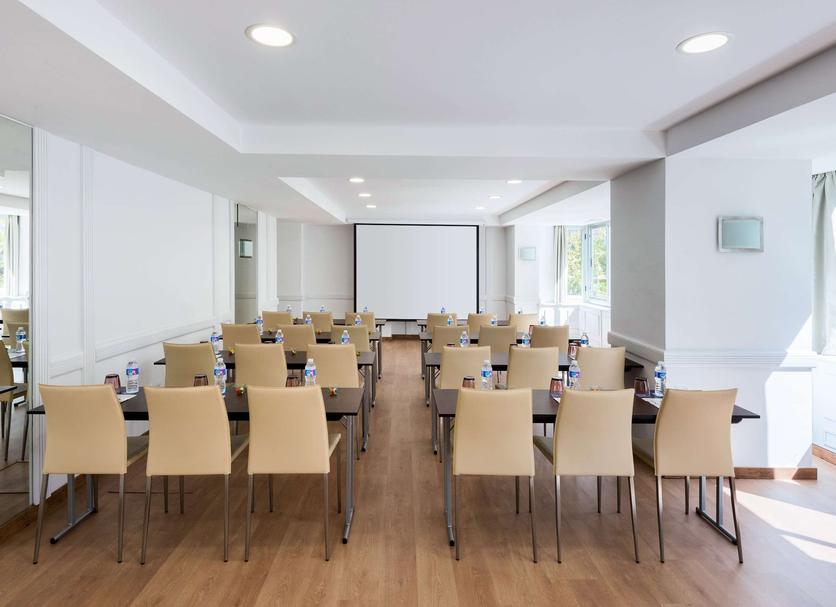 Conference room Ảnh