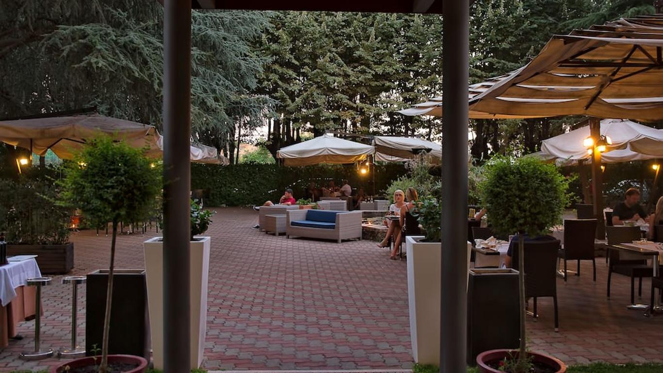 Lh Hotel Excel Roma Montemario