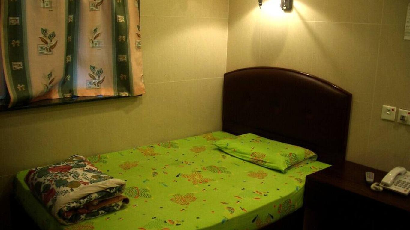 Li's Chain Hostel