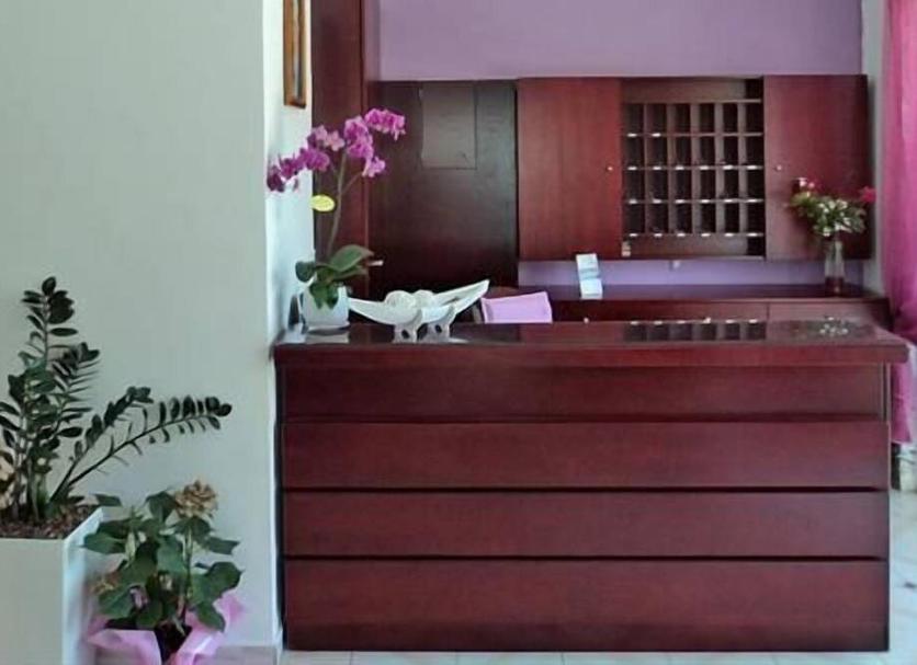 Lễ tân Ảnh