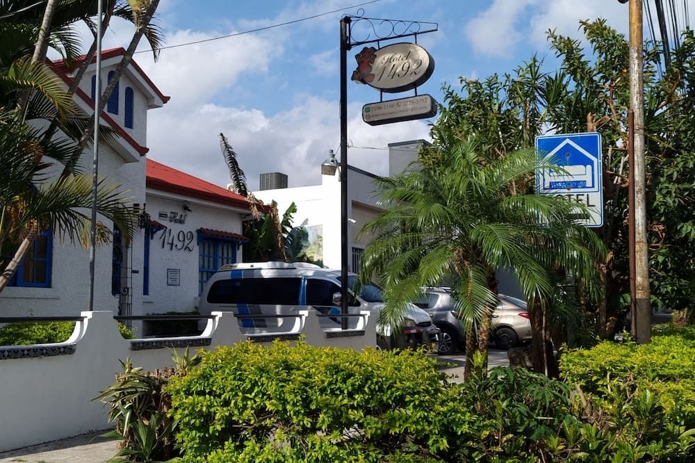 Cảnh ngoài trời