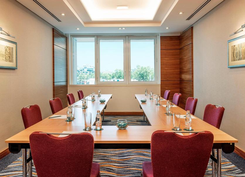 Conference room Ảnh