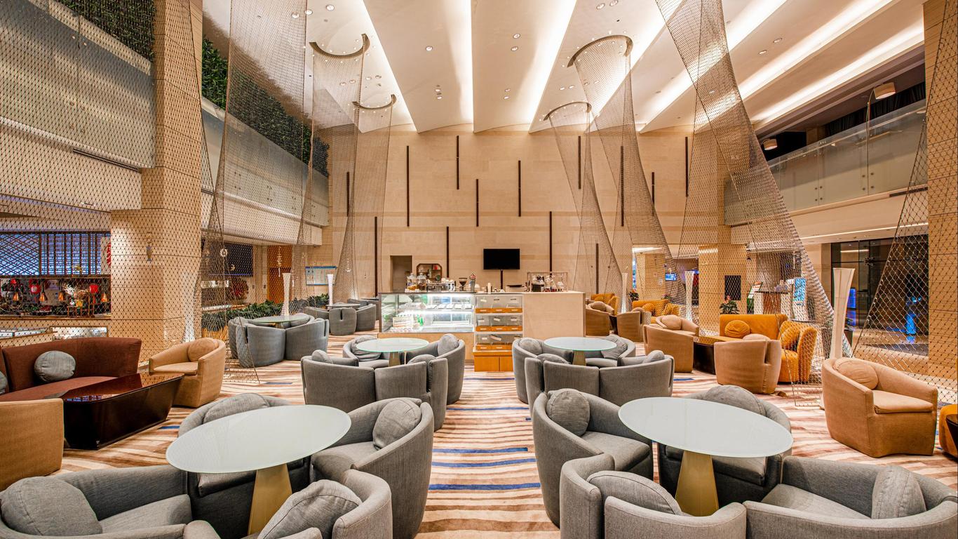 Holiday Inn Qingdao City Centre