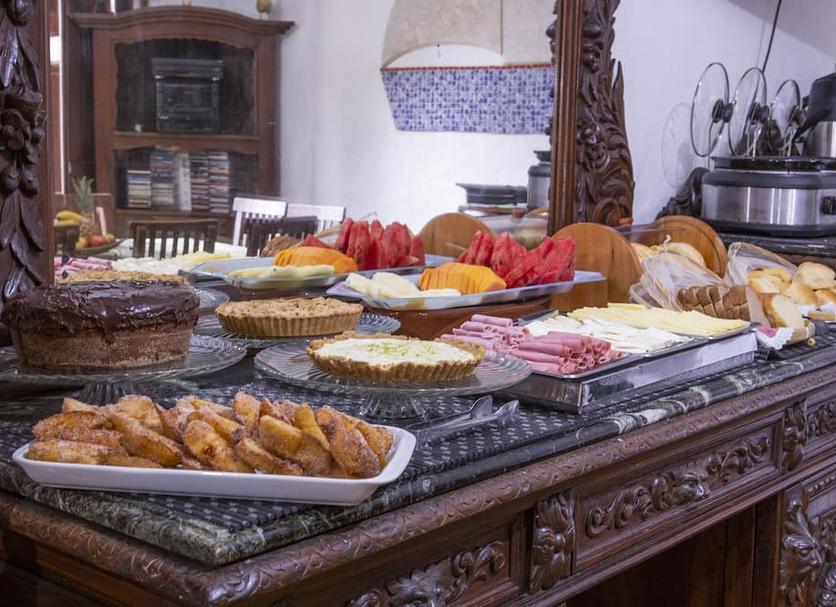 Buffet Ảnh