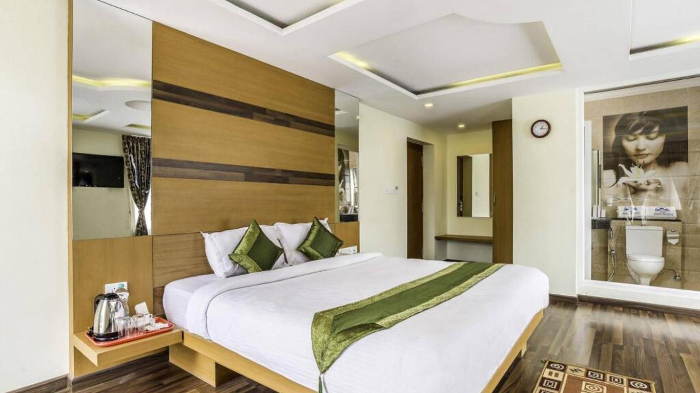Treebo Abirami Residency