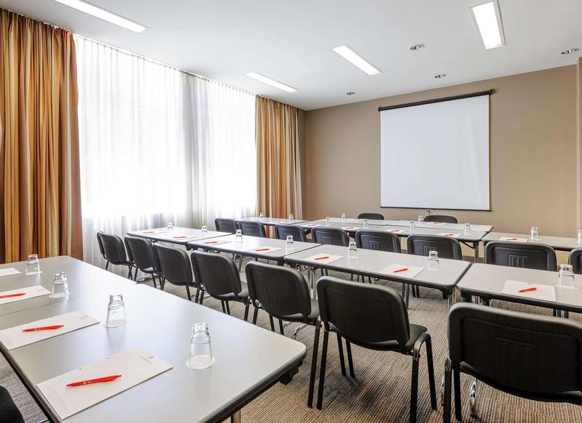 Conference room Ảnh