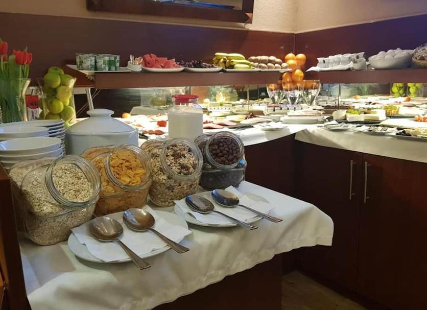 Buffet Ảnh