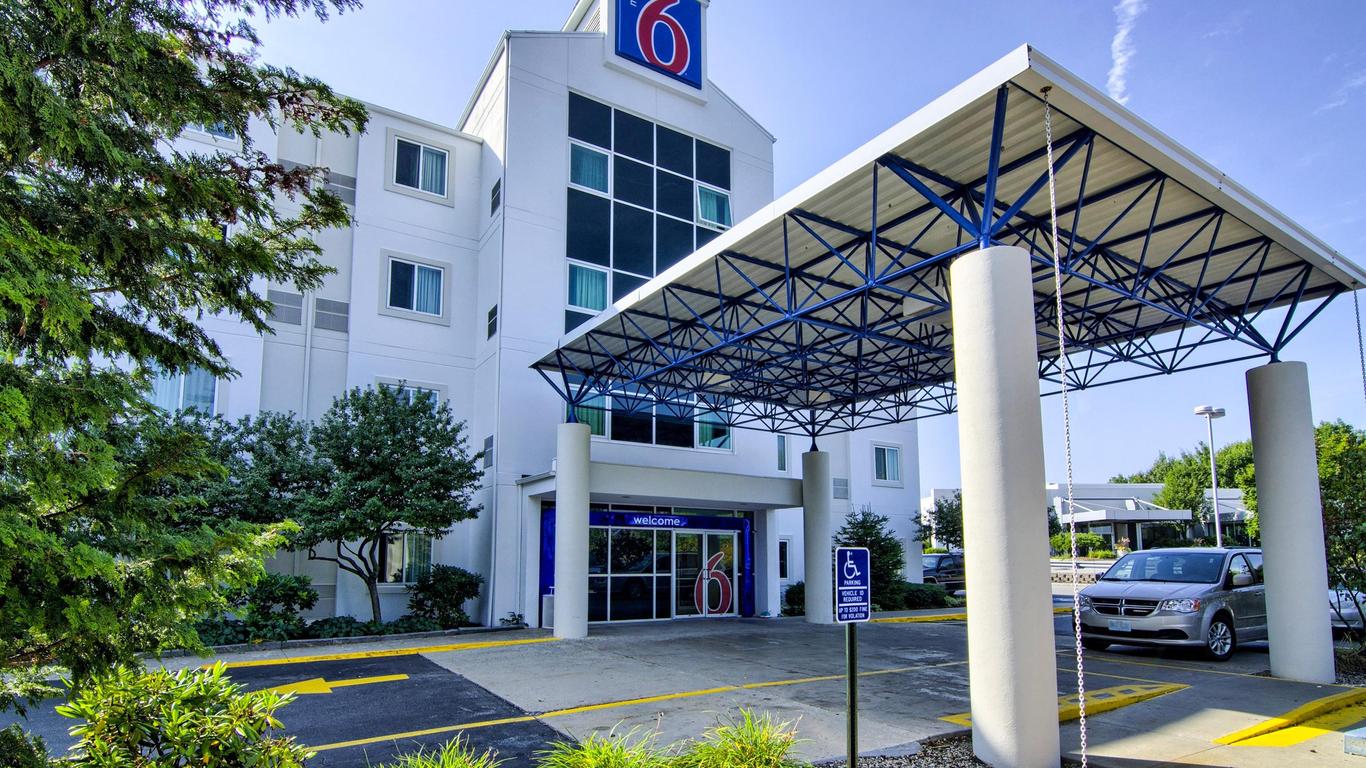 Motel 6 Portsmouth, NH