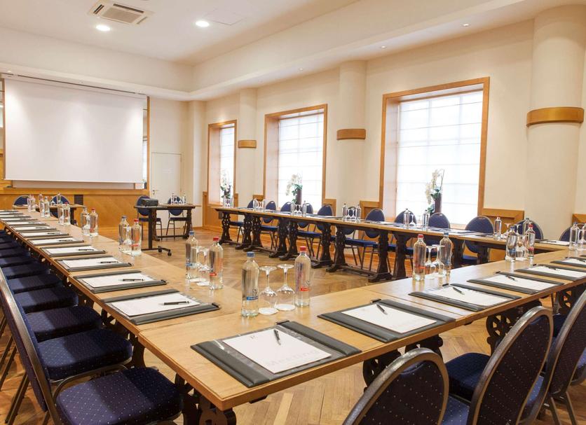 Conference room Ảnh