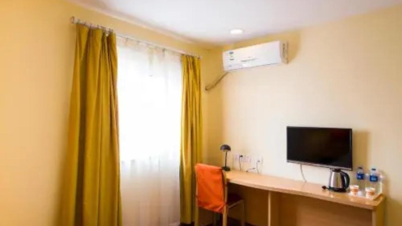 Home Inn Beijing Fengtai Sports Center