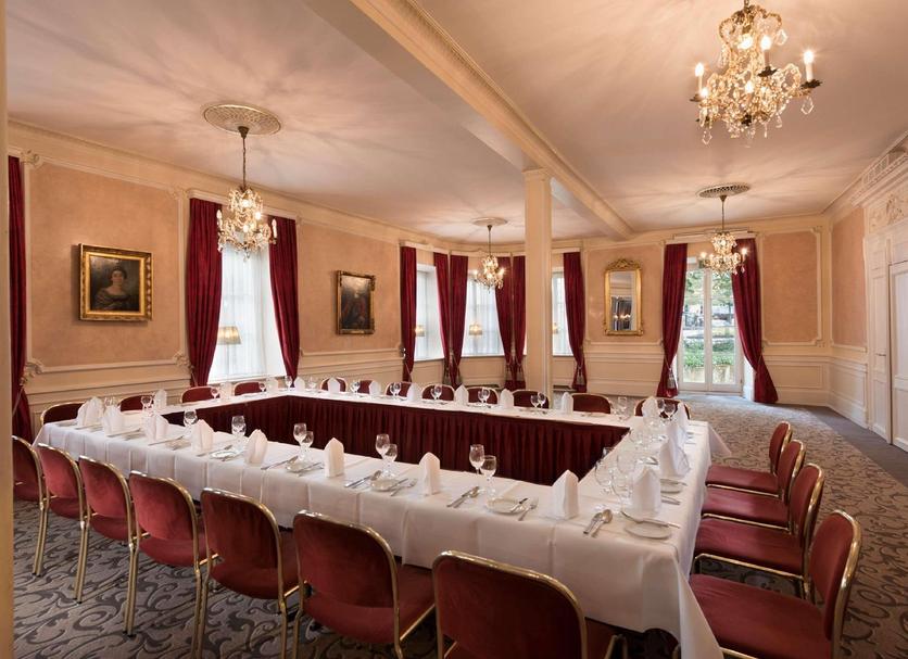 Conference room Ảnh