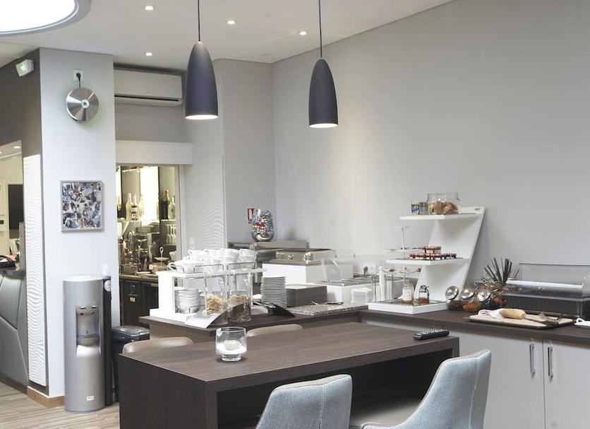 Buffet Ảnh