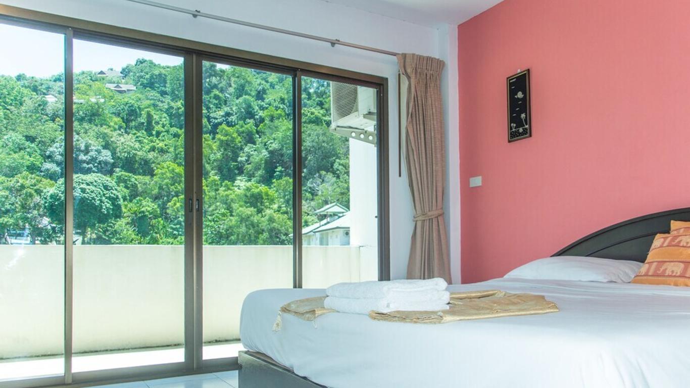 Patong Bay Guesthouse