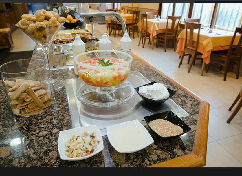 Buffet Ảnh