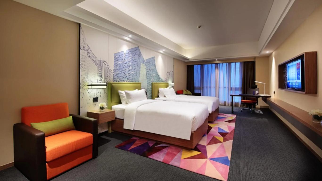 Hampton by Hilton Guangzhou Zhujiang New Town