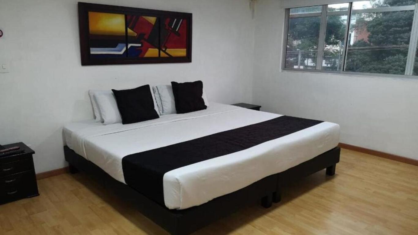 Hotel Santiago Plaza