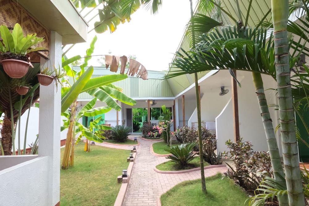 Cảnh ngoài trời