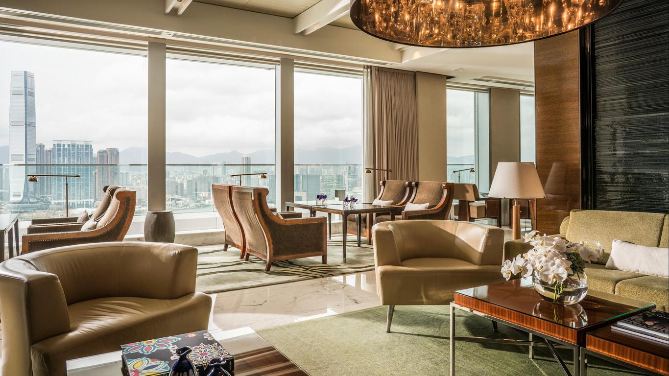 Four Seasons Hotel Hong Kong