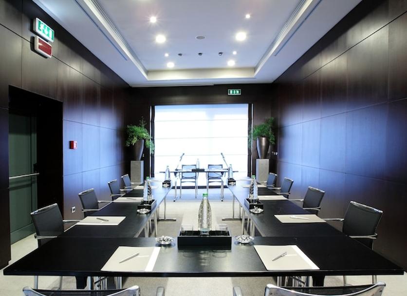 Conference room Ảnh