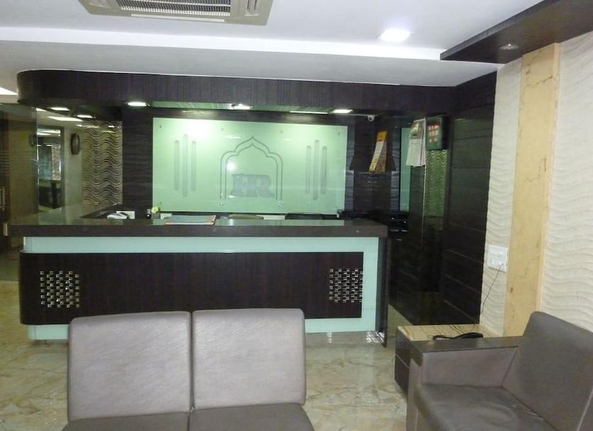 Lễ tân Ảnh