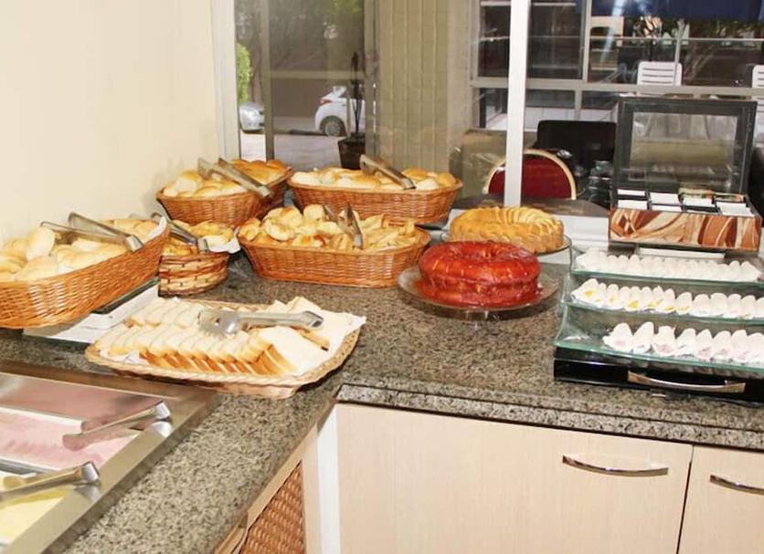 Buffet Ảnh