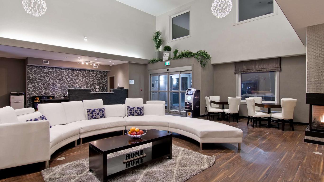Home Inn and Suites Regina Airport