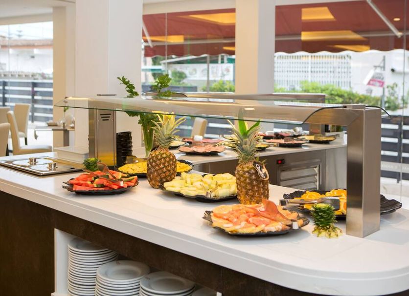 Buffet Ảnh