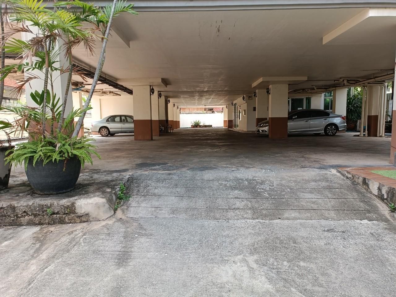 Cảnh ngoài trời