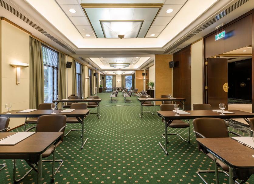 Conference room Ảnh