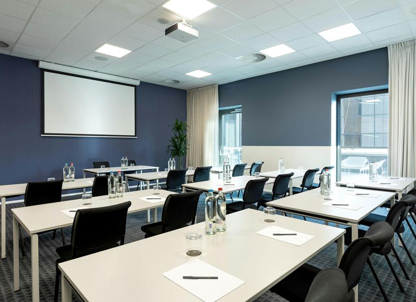 Conference room Ảnh