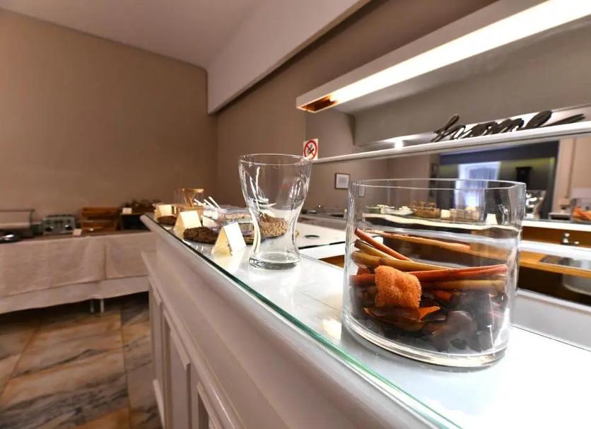 Buffet Ảnh