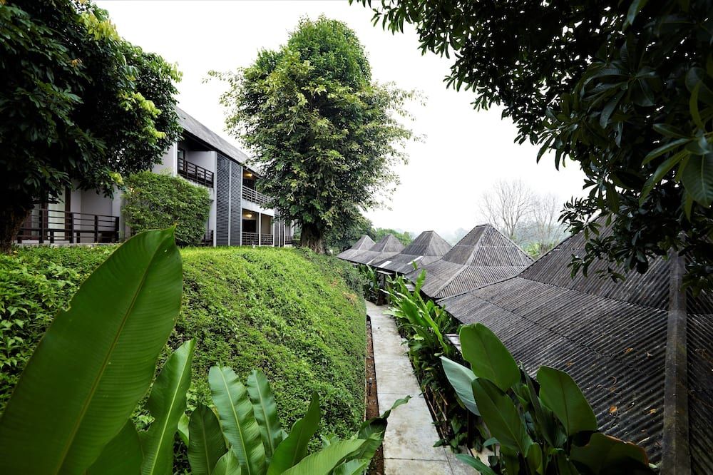 Cảnh ngoài trời