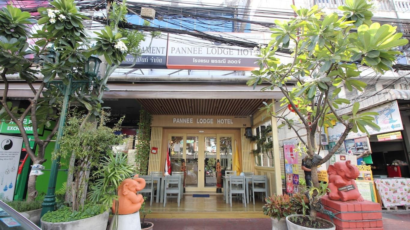 OYO 482 Pannee Lodge Khaosan