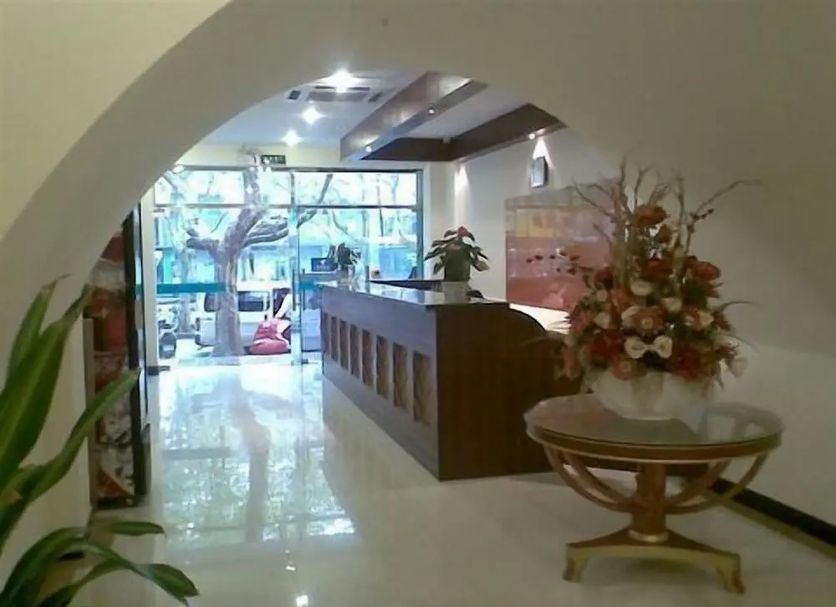 Lễ tân Ảnh